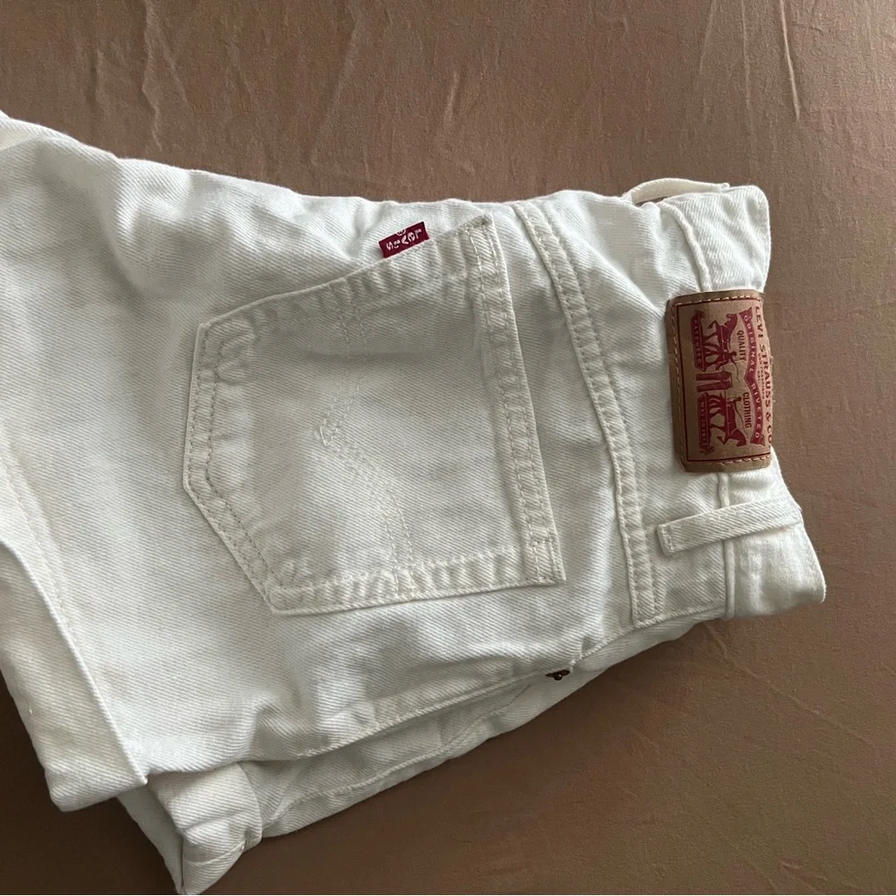 Levi's High-Rise Denim Shorts - Picture 2 of 3